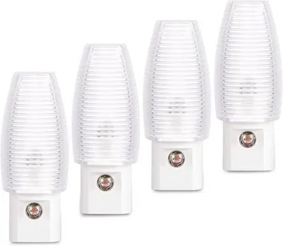 Immagine prodotto di 4 lampade da comodino a LED – Luce bianca calda, sensore crepuscolare – Per camera da letto, bagno, corridoio e scala