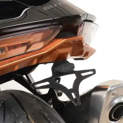 Obrázek produktu pro R&G Racing LP0309BK Držák registrační značky Suzuki HAYABUSA