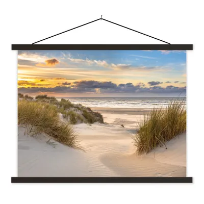 Produktbild von MuchoWow® Textilposter Strand - Düne - Gras - Sonnenuntergang - Meer 40x30 cm mit schwarzem Rahmen - Dekorationen