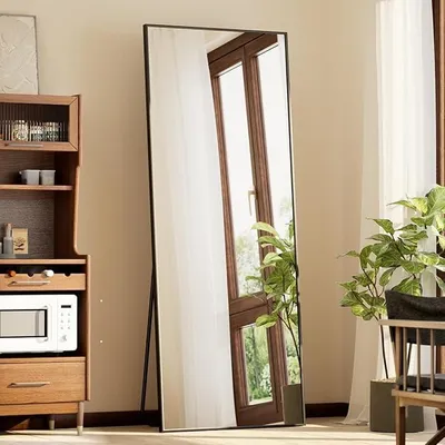 Imagen del producto de Espejo de cuerpo entero de 165 x 60 cm, espejo de pie rectangular con marco de aluminio. Se puede colocar de forma independiente o fijarlo a la pared. Espejo de cuerpo entero moderno, ideal para vestidores, dormitorios y salones