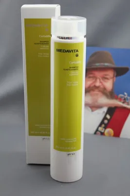 Immagine prodotto di Medavita Curladdict Curling Shampoo 250 ml Shampoo per capelli elastici pH 5,5