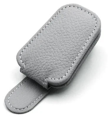 Zdjęcie produktu dla Etui Klips Do Samochodu Na Okulary Szary
