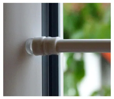 Produktbild von Klemmstange 40x60 cm weiß ausziehbar Gardinenstange ohne Bohren oder Kleben für Tür und Fenster