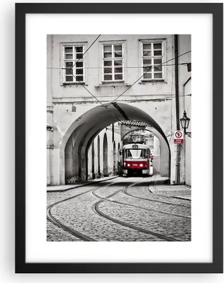 Produktbild von Gerahmtes Poster - Schwarzer Rahmen - Tschechisch Straßenbahn Prag - 30x40 cm - Wand Bild - Wanddeko - Wandbilder - Wandposter - Bilderrahmen - Bilder - Kunstdruck - Wandbild - P2BPA30x40-4193
