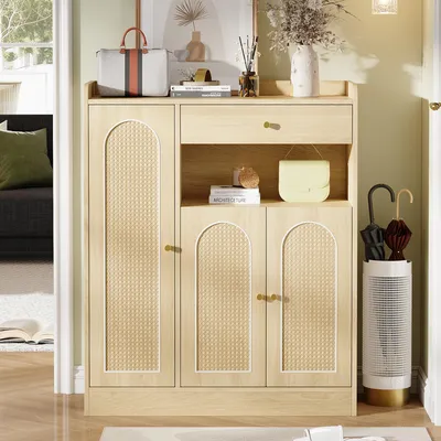 Produktbild von Rattan Schuhschrank / Aufbewahrungsschrank mit Stauraum, 1 Schublade, 3 Türen mit verstellbaren Regalen, für Eingangsbereich, Esszimmer und Flur, Naturfarbe, Maße: 90 x 35 x 110 cm