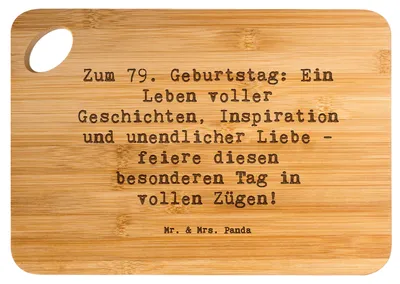 Produktbild von Mr. & Mrs. Panda Schneidebrett Spruch 79. Geburtstag - Transparent - Geschenk, herzerwärmende Inspiration, siebzigsten, vesperbrett, Geburtstagsgeschenk, Holzbrett, Alter
