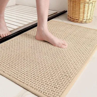 Produktbild von Unyqoos® Badematte Chenille 50 x 80 cm – rutschfest, superabsorbierend & waschbar, weicher Badvorleger für Dusche & Badewanne, Beige