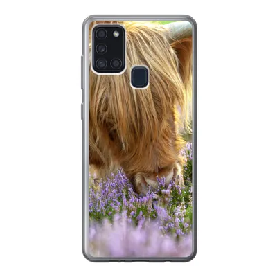 Produktbild von MuchoWow® Handyhülle Schutzhülle Hülle für Samsung Galaxy A21s Schottische Highlander - Gras - Heidekraut - Tiere Silikon Softcase Handy Hülle - Hartschale