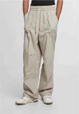 Immagine prodotto di Pantaloni Urban Classics a vestibilità ampia con pinces, colore chalkdust - 5XL
