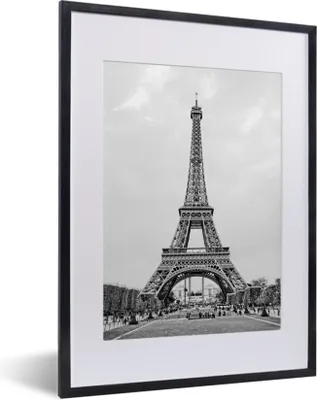 Produktbild von MuchoWow® MuchoWow® Gerahmtes Poster Schwarz-Weiß-Foto des Eiffelturms 30x40 cm - Poster mit zchwarzem Bilderrahmen - Wandposter Schlafzimmer