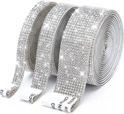 Produktbild von 3 Rollen Selbstklebende Kristall Strass Diamant Band, 3 Yards Glitzersteine Strasssteine Selbstklebend DIY Dekoration Bling Aufkleber mit 2 mm Strass für Auto Handwerk Hochzeit Dekoration (Silber)