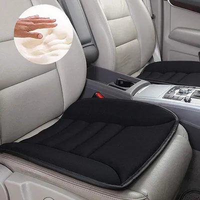 Imagen del producto de Cojín de espuma viscoelástica Unyqoos® para el coche – Almohadilla ortopédica universal para asientos de coche, 49x46x3 cm, color , funda de cuero/lana con base antideslizante