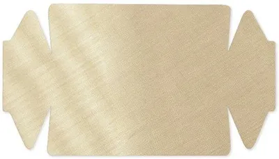Zdjęcie produktu dla Folia nieprzywierająca odporna na wysoką temperaturę, pękanie i pranie w zmywarce, przeznaczona do kwadratowych foremek do pieczenia, 43 x 0,1 x 24 cm.
