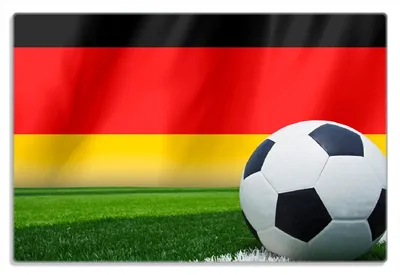 Produktbild von Wallario Frühstücksbrettchen aus Glas 20 x 30 cm mit rutschfesten Füßen, Motiv Fußball vor einer Deutschlandflagge