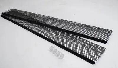 Produktbild von Schwarzes Laubfangnetz und Befestigungselemente aus PVC