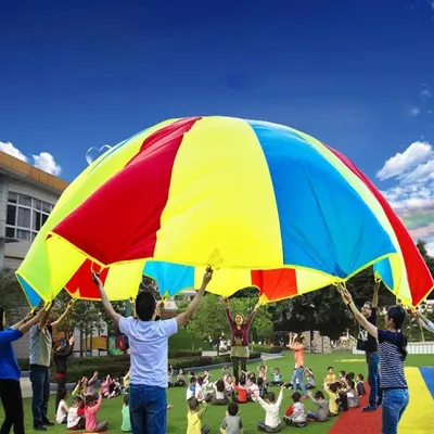 Image de 3.6m Enfants Exercice en plein air Jouets sportifs Parachute arc-en-ciel Jeu amusant avec 8 sangles de poignée pour les familles
