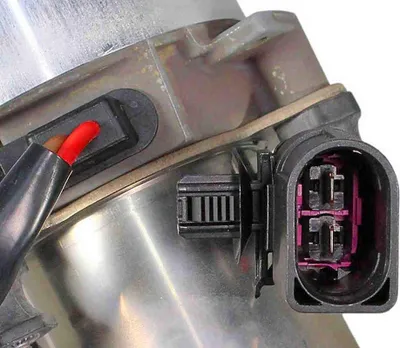 Produktbild von METZGER 8010164 Vakuumpumpe Unterdruckpumpe für VW Golf VII Schrägheck (5G1, BQ1, BE1, BE2) Bremsanlage