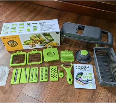 Imagen del producto de Cortador de verduras multifunción 16 en 1, con cuchillas de acero inoxidable, ideal para la cocina