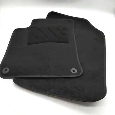 Immagine prodotto di Tappetini per auto DBS C3DS3 su misura 2009-2019 con clip di fissaggio e protezione