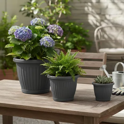 Immagine prodotto di Set di 3 eleganti vasi da fiori con vaschette per l'acqua - Vaso da fiori Kemer in 3 misure - sostenibile e robusto - antracite