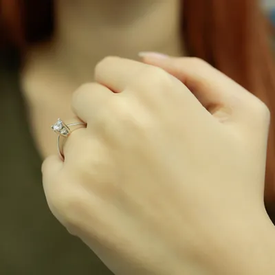 Produktbild von 0,37 Carat Diamant Solitär Ring Antragsring 14 Karat Weißgold - 53 (16,80 mm)