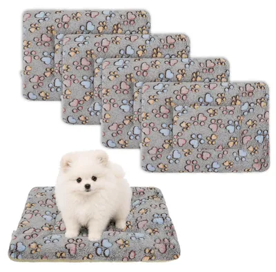 Image de 4 tapis de sol, dimensions 48x34 cm, couleur grise