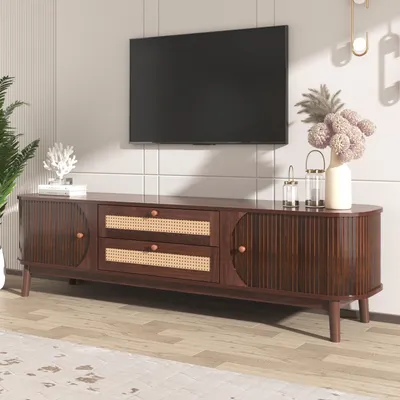 Image de MODFU Meuble TV Bas en Bois Naturel, 2 Portes Coulissantes et Tiroirs, Design Rustique avec Détails en Rotin - 170x39,5x46 cm - Marron