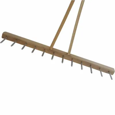 Image de Râteau de campagne Knabe avec dents en fer et manche en bois 2,8x160cm