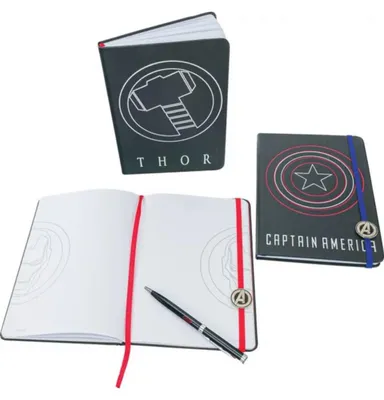 Produktbild von Marvel Sammlerbox Set mit 3 Notizbüchern und Kugelschreiber