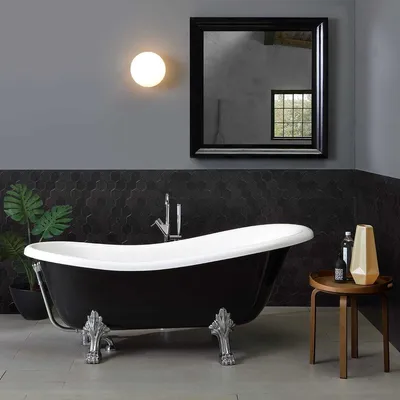 Immagine prodotto di Vasca da bagno stile classico in bianco e nero | Romantica