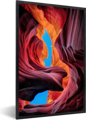 Produktbild von MuchoWow® Gerahmtes Poster Blauer Himmel über der Schlucht des Antelope Canyon 60x90 cm - Poster mit Schwarzem Bilderrahmen Wandposter Rahmen Foto Bilder - Kunst
