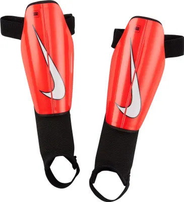 Immagine prodotto di Ochraniacze Nike Charge DX4610-635 L (170-180cm)
