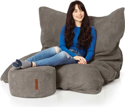 Produktbild von Green Bean® XXL Sitzsack 140x180 cm mit Hocker – Riesensitzsack aus weichem Cord Stoff – inkl. Fußhocker 45x25 cm – gefüllt mit EPS Perlen – Lounge Sitzsack für Erwachsene, Gaming, Relax, Wohnzimmer