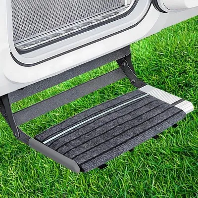 Productafbeelding van Famanu trapmat met antislip oppervlak en reflecterende strepen - Antislip