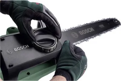 Image de Scie électrique à chaîne universelle Bosch 1800W avec barre 40cm
