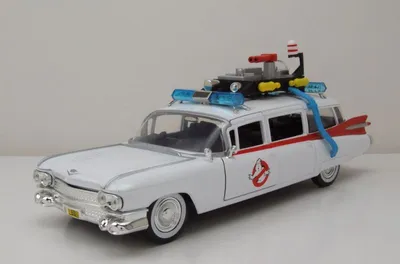 Produktbild von Jada Toys Ghostbusters Diecast Modell 1/24 1959 Cadillac Ecto-1 JADA99731