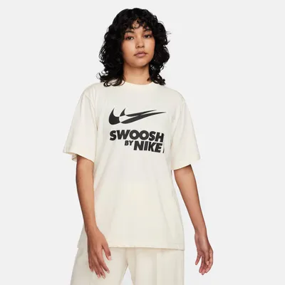 Zdjęcie produktu dla Nike W Nsw Tee Bf Gls Coconut Milk/Black Xs