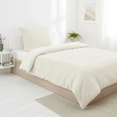 Produktbild von Ripp-Bettwäsche 135x200 cm Offwhite – Kuschelig weiche Struktur-Bettwäsche aus 100% Polyester – Flauschig & Pflegeleicht