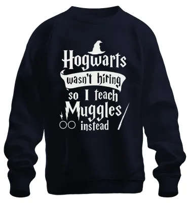 Productafbeelding van Hogwarts was niet op zoek naar nieuwe docenten, dus geef ik les aan gewone mensen. Harry Potter Halloween uni sweatshirt, marineblauw, maat M