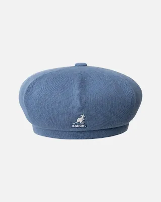 Image de casquette Kangol, modèle K314ST, bambou ; béret Jax, modèle DB433, bleu denim