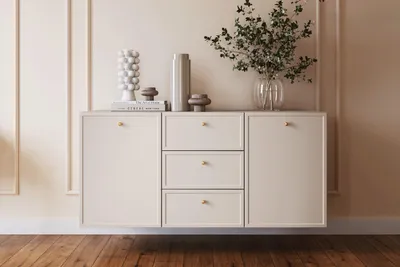 Zdjęcie produktu dla Komoda wisząca z szufladami kaszmir Lorini 150 cm złote uchwyty półki drzwi