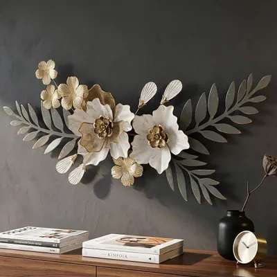 Immagine prodotto di Pannello decorativo Greak, ferro, 90,2 x 7,6 x 41,9 cm, color crema dorato, design di Mauro Ferretti