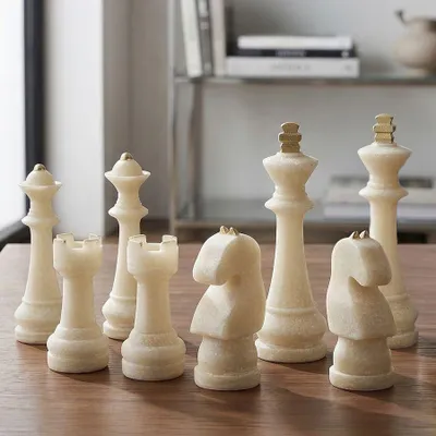 Immagine prodotto di Mauro Ferretti set di scacchi Quarzy 8 pezzi in oro bianco