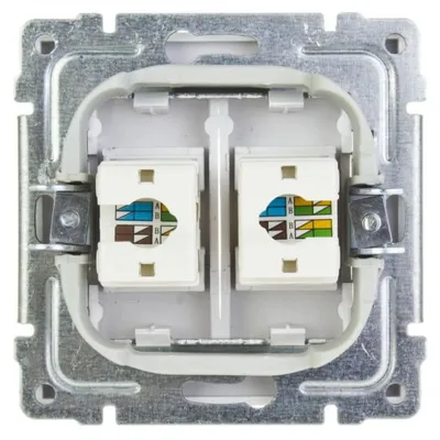 Produktbild von KOS66 Doppel-Computerbuchse 2xRJ45 Kat. 5e ungeschirmt weiß 660467