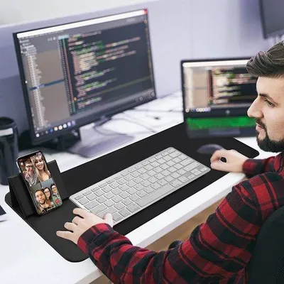 Immagine prodotto di Tappetino per mouse da gaming Unyqoos® XXL – grande superficie per scrivania, 31,5 x 11,8 x 0,12 cm, base in gomma antiscivolo, resistente all'acqua, mappa del mondo, adatto per tastiera e mouse, colore nero