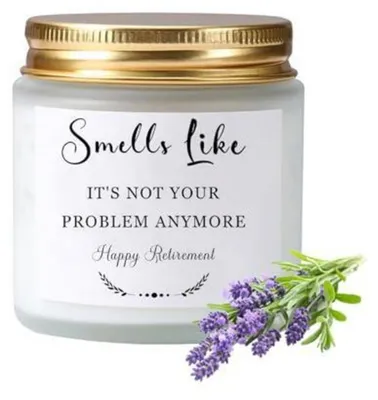 Productafbeelding van Geurkaars lavendel, sojawas, 100g. Ideaal als cadeau voor een gepensioneerde