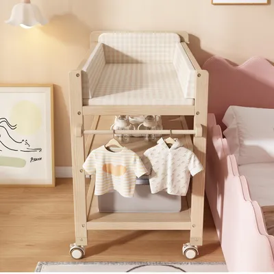 Zdjęcie produktu dla Mobilny stolik do przewijania dziecka wykonany z drewna sosnowego, 2-w-1: stolik do przewijania i półka, wymiary: 89 x 58 x 102 cm, kolor naturalny