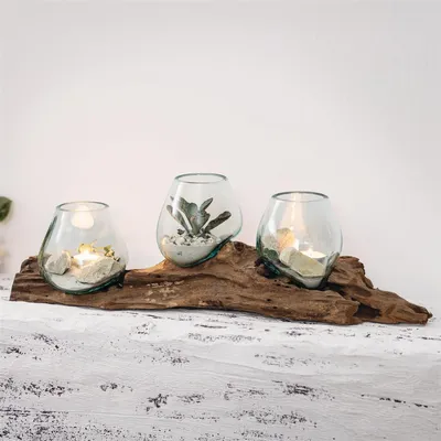Produktbild von Wandvase "Wurzelholz" Wandboard mit 3 Glasvasen, 56 cm lang, Handarbeit von Bali, Unikat, Wand-Windlicht, Teelichthalter