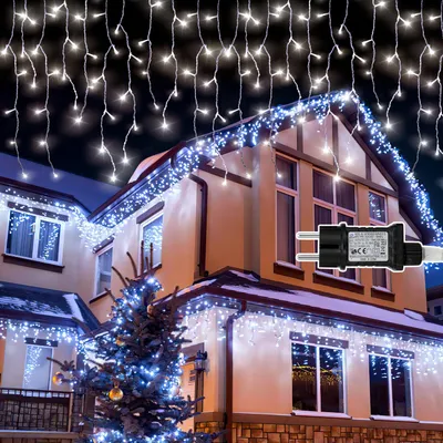 Obrázek produktu pro LED světelný závěs "Eisregen" s 600 LED diodami, délka 15 metrů, studená bílá barva, 8 režimů, funkce paměti, 31V. Vhodný pro okna, oslavy a obývací pokoje