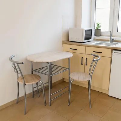 Produktbild von San Remo Merit Tischgruppe 2-Sitzer oval Silber, Tisch 80x74x53 cm, Stuhl 35x74x35 cm